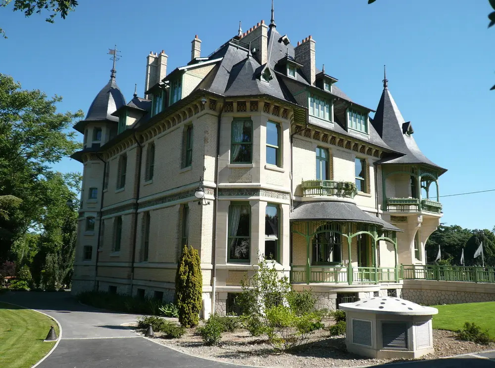 Villa Demoiselle